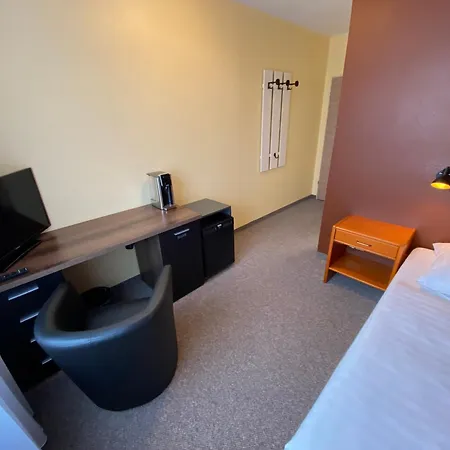 Adamidis Hotel Altenmedingen