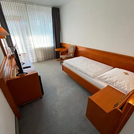 Adamidis Altenmedingen